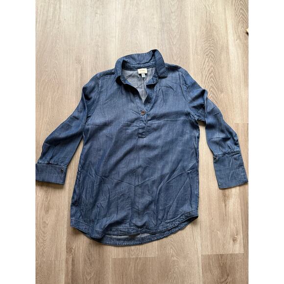 Elie Tahari Tops - Elie Tahari Collared Tunic Blouse, Denim, Women's size Medium, Long Sleeve